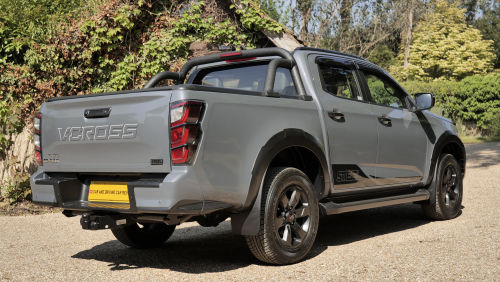 ISUZU D-MAX SPECIAL EDITION 1.9 V-Cross Steel Edition Double Cab 4x4 view 4
